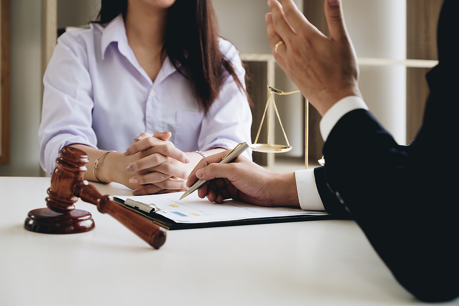 Choosing the Right Attorney:What You Should Ask in the First Consultation